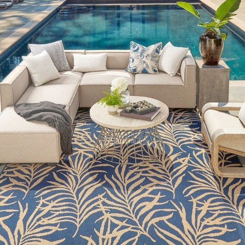 Outdoor rugs | Canales Flooring Inc.